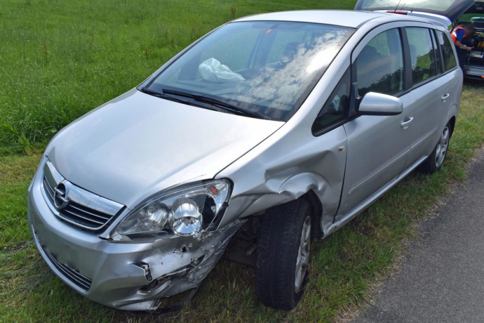 Autounfall in Neudorf LU - Drei Personen im Spital