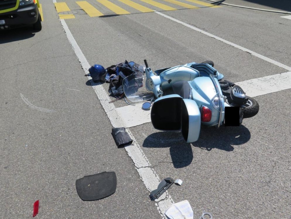 Rollerfahrer bei Unfall in Pratteln schwer verletzt