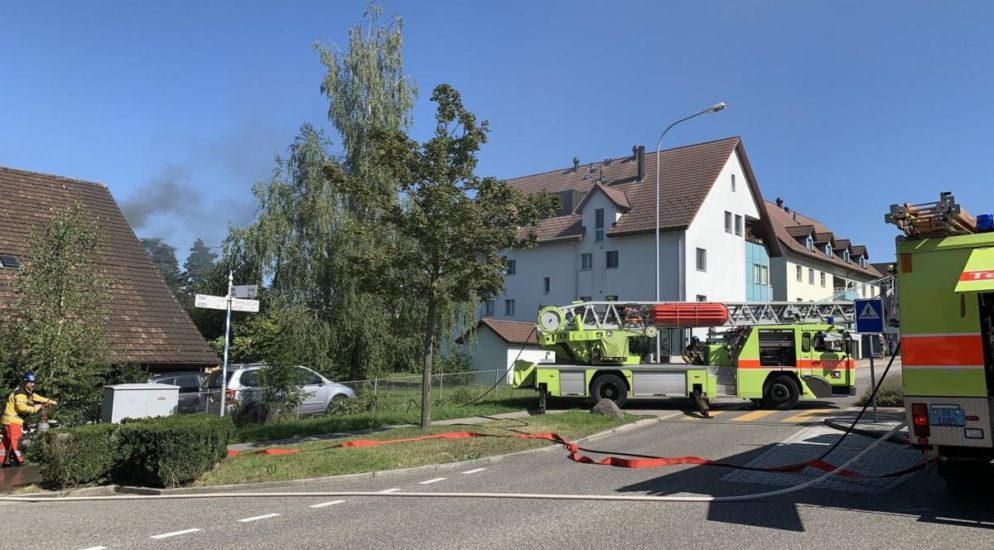 Brand in Mehrfamilienhaus in Oberrieden ZH
