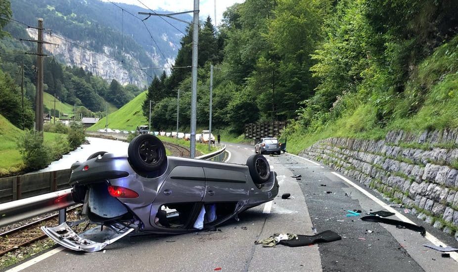 Verkehrsunfall in Lauterbrunnen fordert verletzte