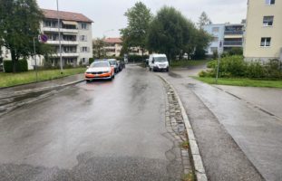 St.Gallen - Fahrzeug rollt Strasse hinunter