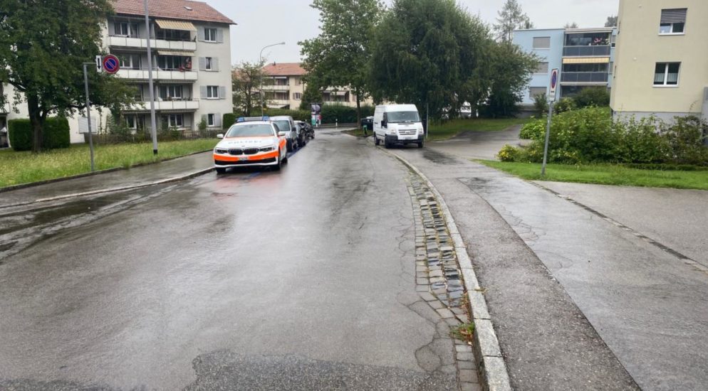 St.Gallen - Fahrzeug rollt Strasse hinunter