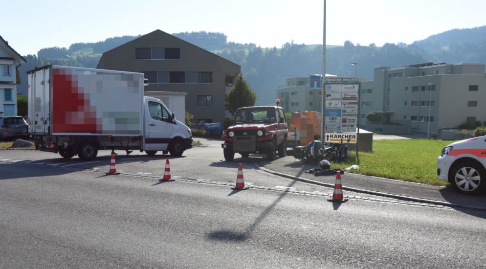 Motorradlenker in Bütschwil verunfallt