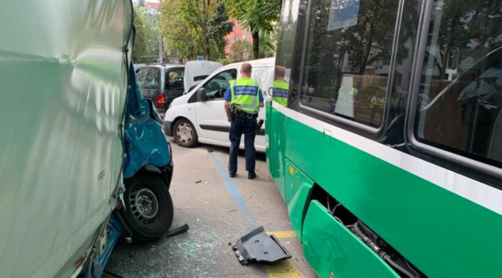 Strassensperre wegen Verkehrsunfall Basel