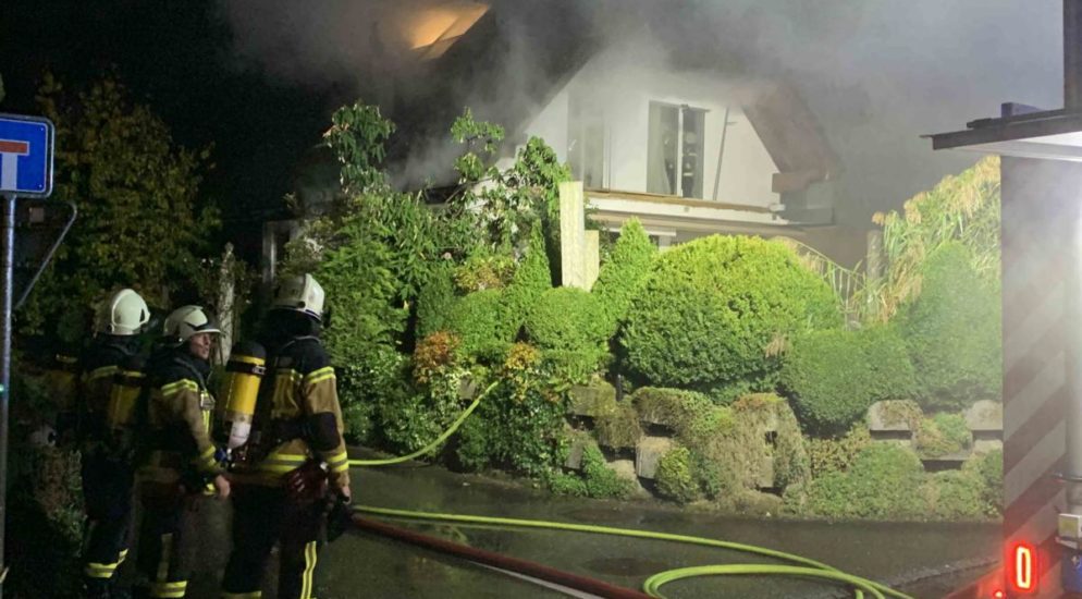 Wolfwil SO - Dachstock von Einfamilienhaus in Brand geraten