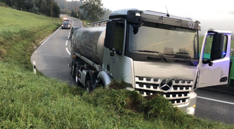 Lastwagenfahrer in Mosen verunfallt