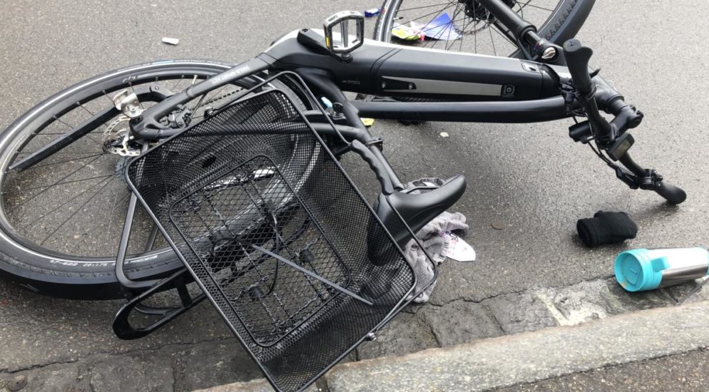Näfels GL - Frau (36) bei E-Bike-Unfall verletzt