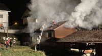 Feuerwehreinsatz in Laufen: Einfamilienhaus in Flammen