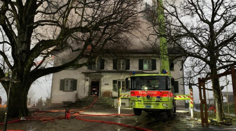 19 Personen bei Brand in Stäfa ZH evakuiert
