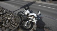 Verkehrsunfall in Rapperswil-Jona SG - Motorradfahrer prallt gegen PW