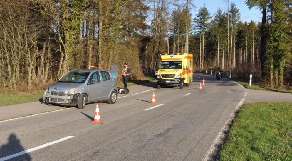 Verkehrsunfälle Kienberg, Wolfwil SO: Zwei Motorradfahrer von Auto erfasst
