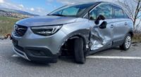 Crash zwischen zwei Autos in Büttikon AG