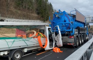 Unfall A1 Winterthur ZH fordert zwei Schwerverletzte