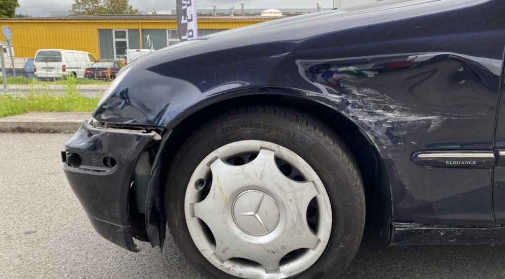 Unfall Rheinfelden AG: Mit anderem Auto kollidiert und abgehauen