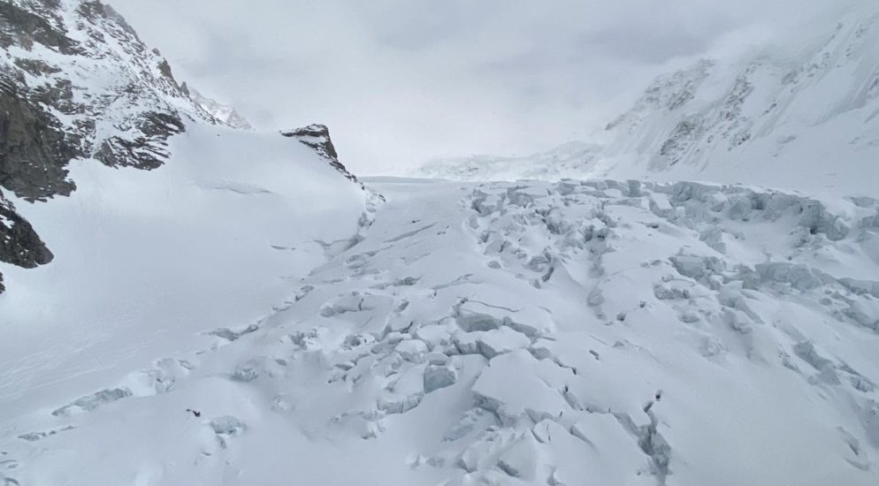 Zermatt VS - Skitourengänger bei Einbruch einer Schneebrücke verstorben