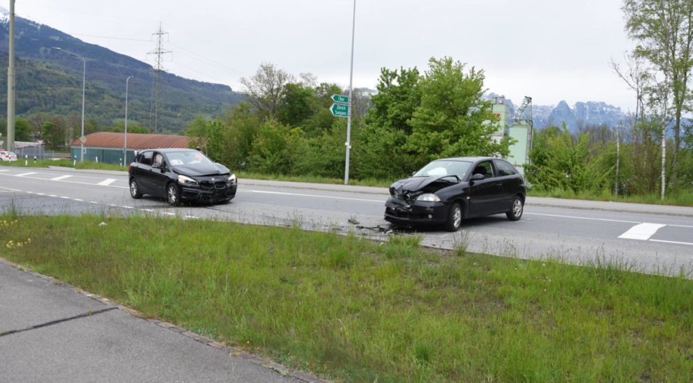 Sevelen: Autofahrerinnen nach Crash verletzt