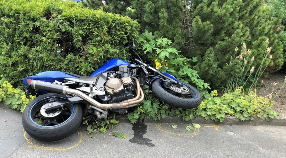 Glarus: Motorradfahrer bei Verkehrsunfall verletzt