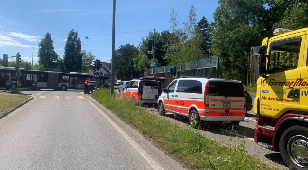 Unfall in Winterthur-Wülflingen führt zu Verkehrsbehinderungen