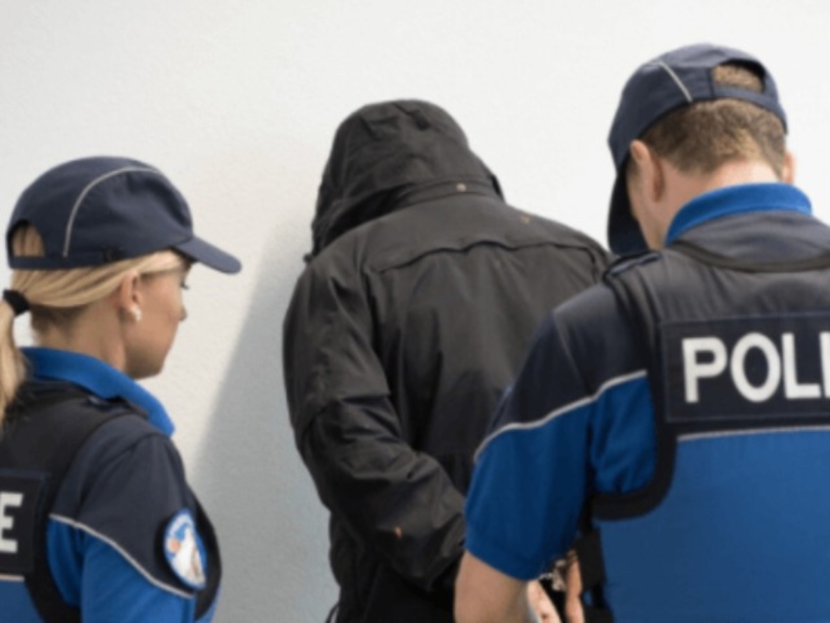 Illegale Arbeiter auf Baustelle in Rüthi festgenommen - Vimarsana News