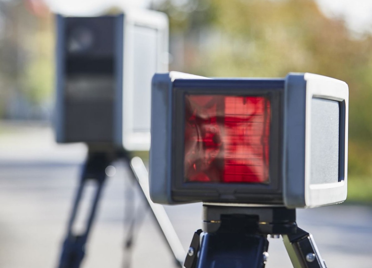 Schöftland AG - Mit 175 km/h bei erlaubten 80 km/h erwischt - Vimarsana News