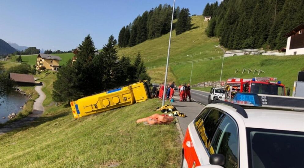 Tanklastwagen in Davos verunfallt